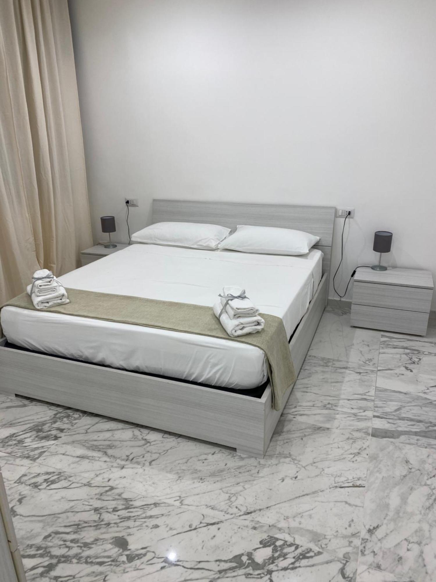 B&B De Rossi185 Bari Zewnętrze zdjęcie